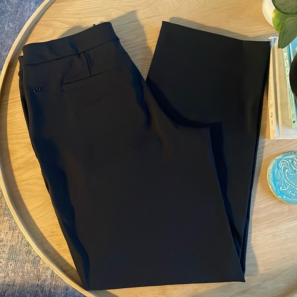 Straight-Leg Mid-Rise Pant
